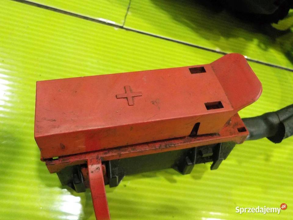 PEUGEOT 207 16 VTI 08r skrzynka bezpiecznikow Suków