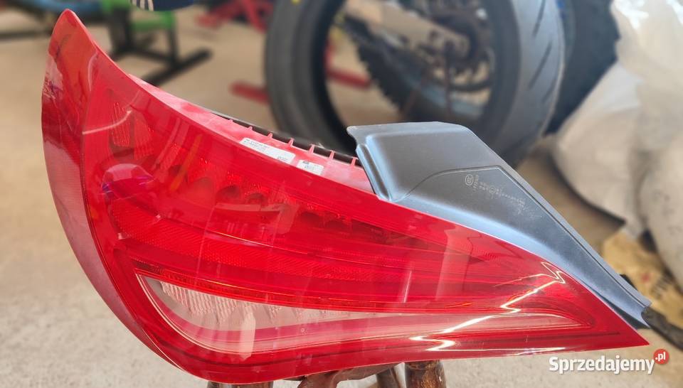 Mercedes Benz cla w117 poliftowa lampa tylna Gołotczyzna sprzedam