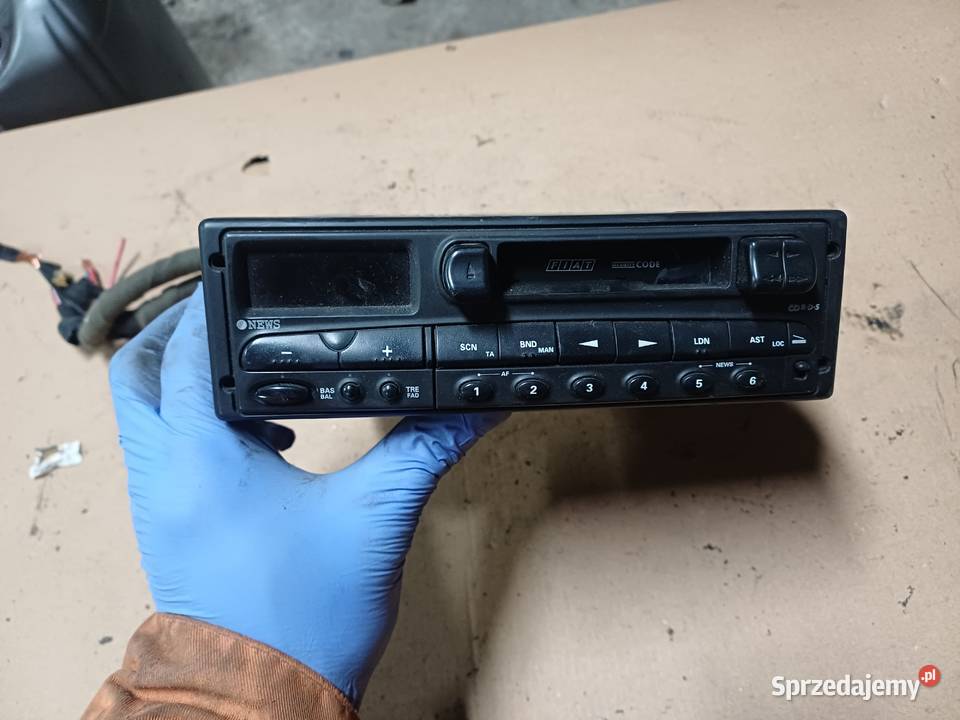 Radio Samochodowe Philips RC 359 Fiat 126 osobowe Łowicz sprzedam
