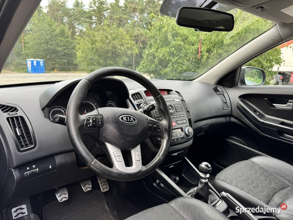 Kia Pro Ceed tanio sprzedam wielofunkcyjna kierownica Brudzów