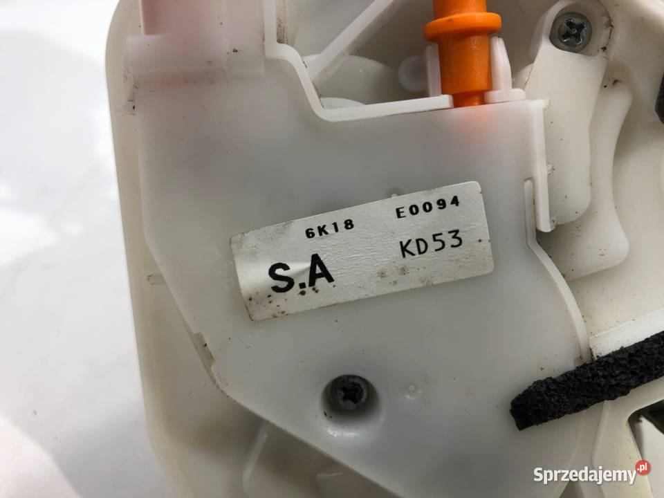 ZAMEK DRZWI PRAWY PRZÓD MAZDA CX5 Hatchback 1117 sprzedam