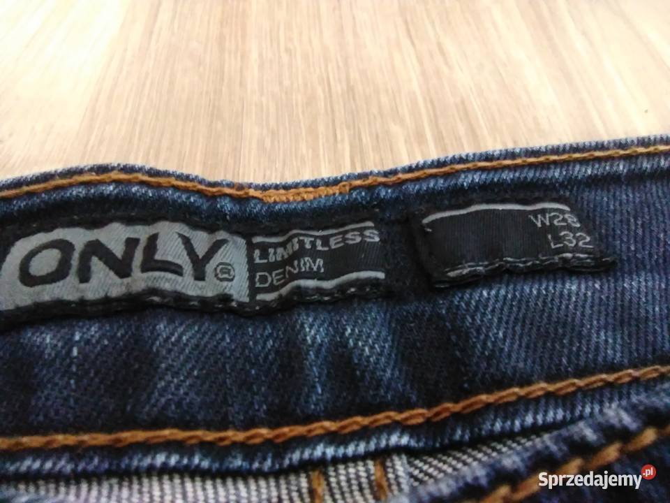 Ciuchy grosze Krzemienica sprzedam