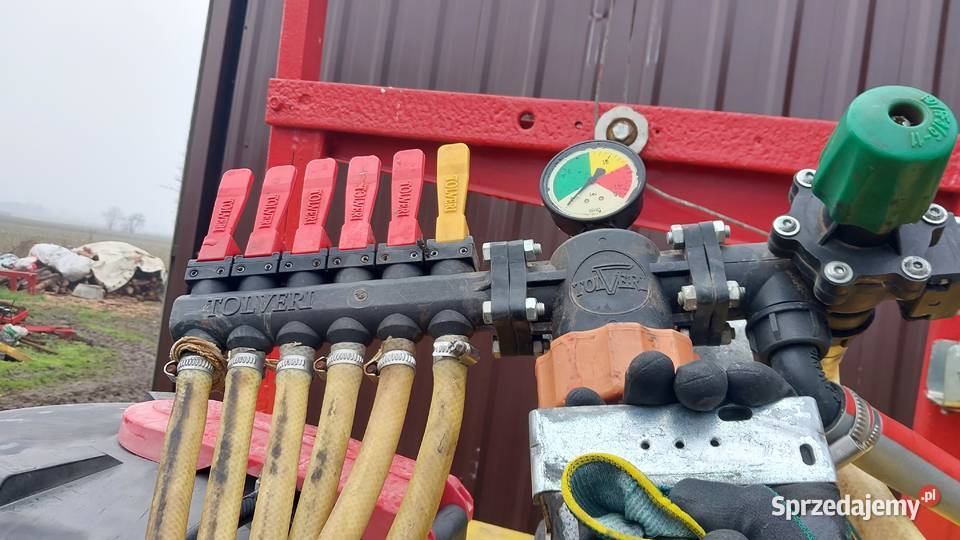 Opryskiwacz 600 L DEMAROL belka 15 m metrów 5 nieuszkodzony