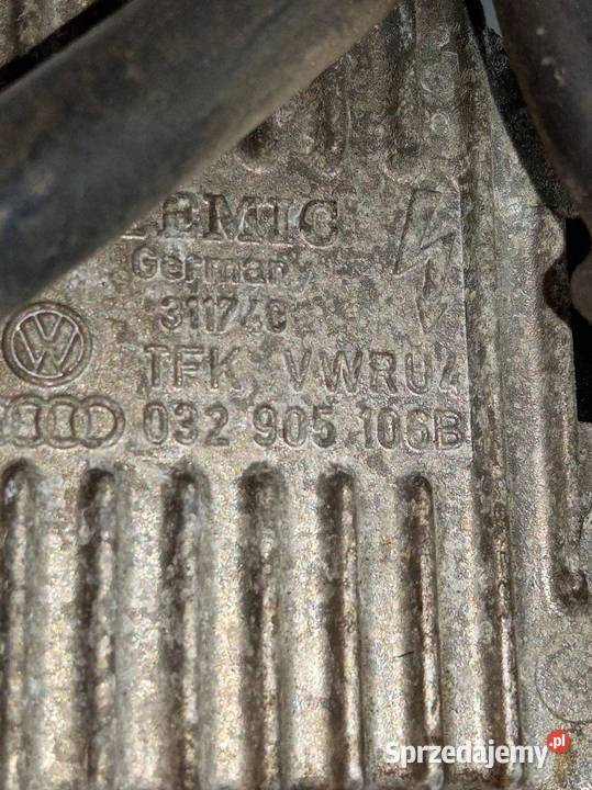 CEWKA ZAPŁONOWA PRZEWODY ZAPŁONOWE 032905106B