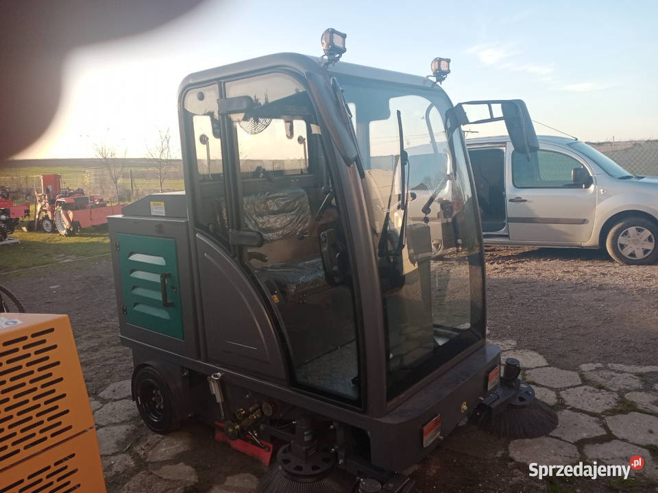 sprzedam zamiatarki uliczne traktory ogrodnicze Lublin