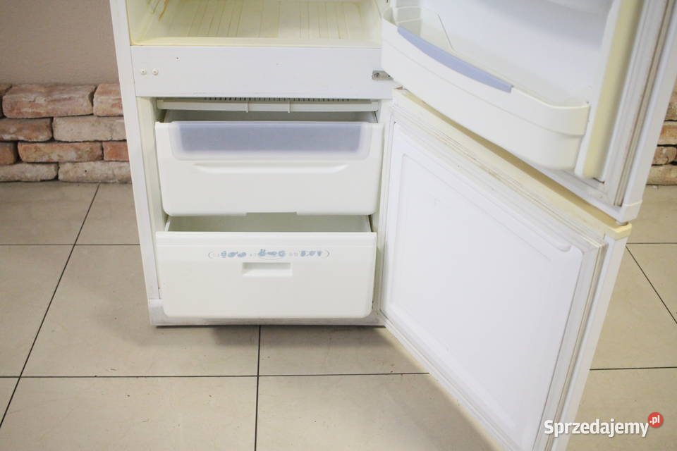 Lodówka jednodrzwiowa Whirlpool ARZ 917H Pszczyna
