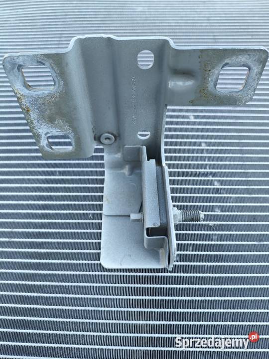 Renault Trafic IV mocowanie błotnika lewy przód wielkopolskie Środa Wielkopolska sprzedam