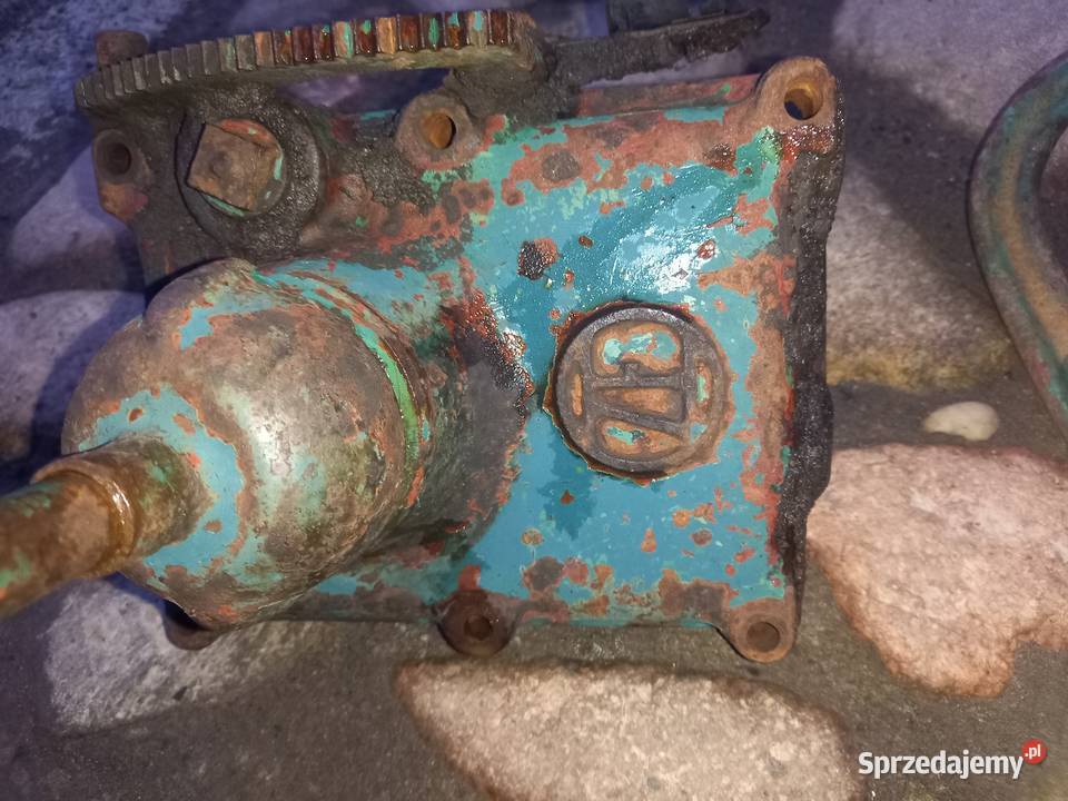 Zwolnice Stary ciągnik ZF A5 Guldner Cormick Legnica sprzedam