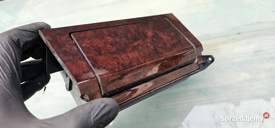 Popielniczka mercedes w202 elegance Popielniczki Zbąszyń sprzedam