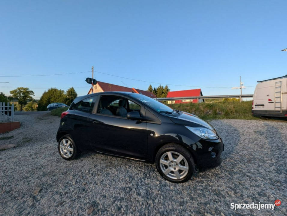 Ford KA 125 benzyna Bogata wersja Chempion dolnośląskie Kamienna Góra