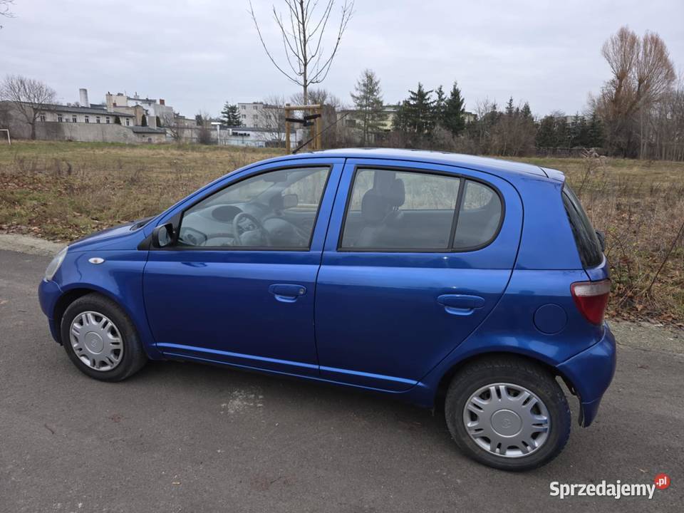 Toyota Yaris 10 benzyna Gniezno sprzedam