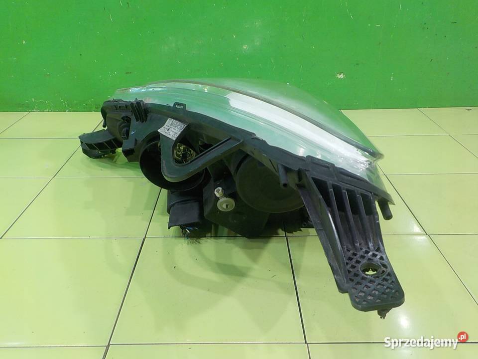 CITROEN C3 II 12 B 13r 5D lampa prawa przod mazowieckie Suków