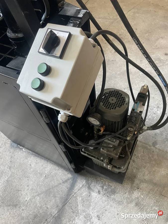 Prasa hydrauliczna do zgniatania metalu Prasy Mszana Dolna