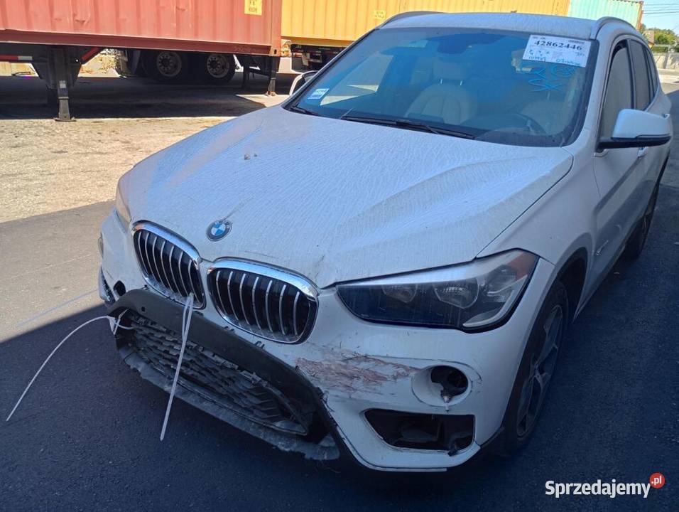 BMW X1 2017 20 sDrive lekko uszkodzona w drodze Żórawina sprzedam