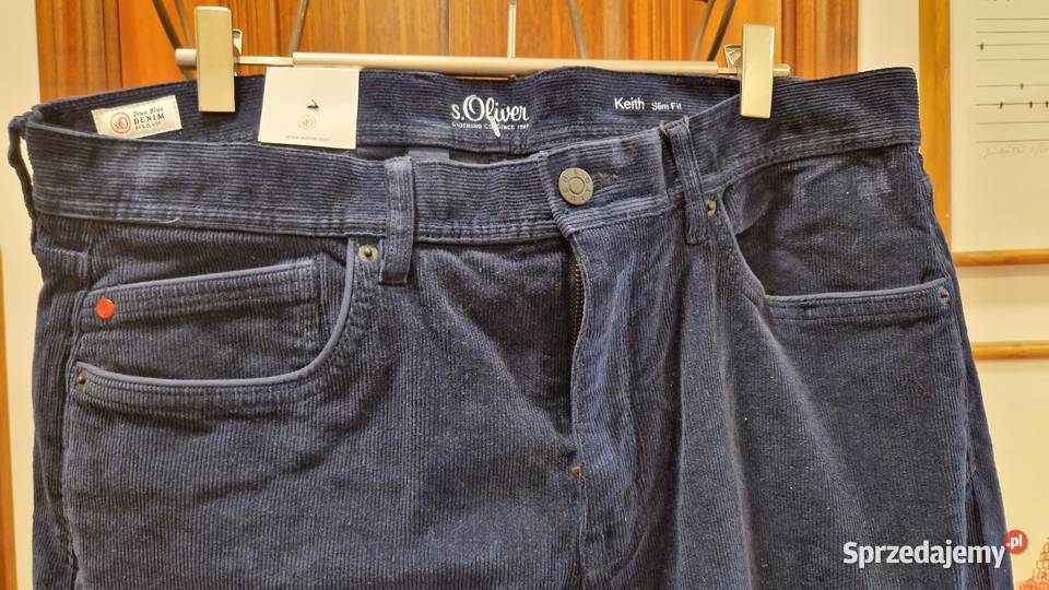 Męskie SPODNIE SZTRUKSOWE granatowe marki Lublin