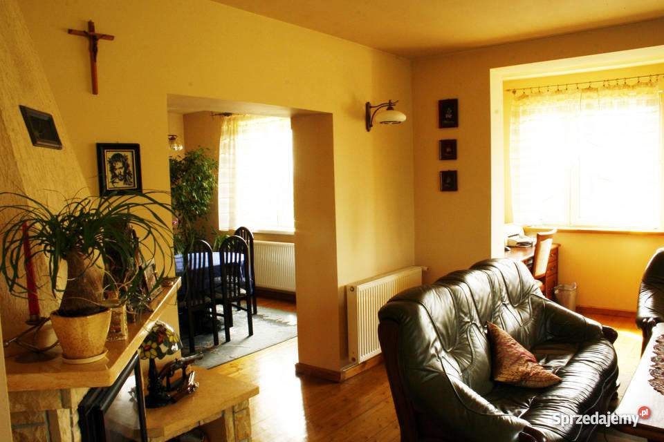 Dom na sprzedaz w 2593zł/m2 Ustrzyki Dolne