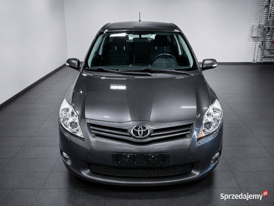 Toyota Auris I 20062012 szary Toyota Sadlno
