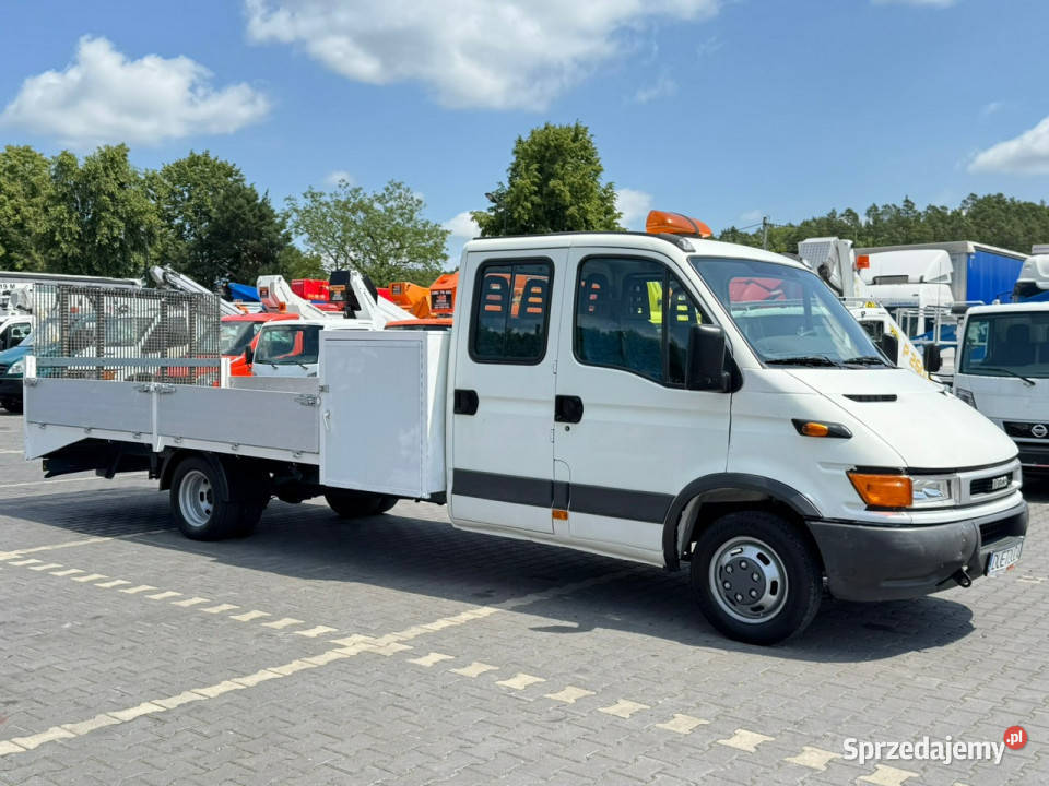 Iveco Daily 50C13 28 130 7 Osób Brygadówka Doka zarejestrowany w Polsce świętokrzyskie Widełki