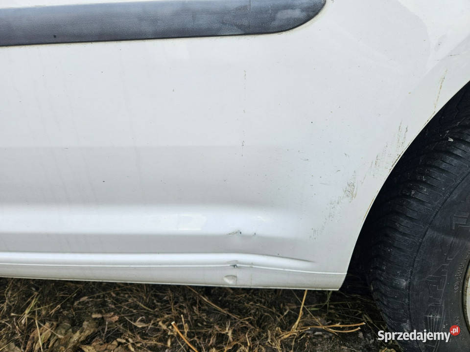 Volkswagen Caddy 20Tdi BMT Uszkodzony FVAT wielkopolskie Śrem sprzedam