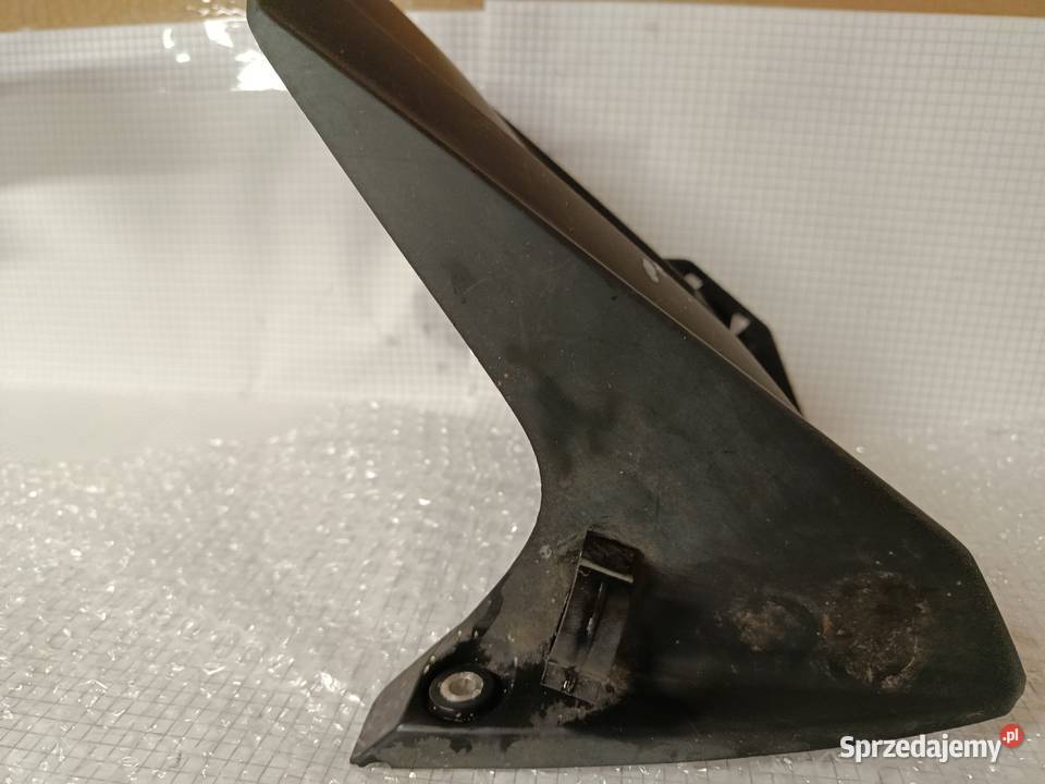 Yamaha R1 RN 12 błotnik tył plastik Warszawa