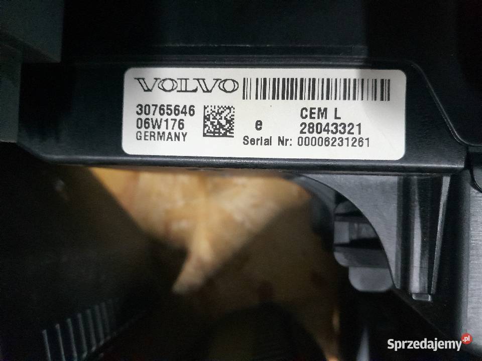 Volvo XC90 Moduł Skrzynka bezpieczników 30786890 Wąwolnica sprzedam