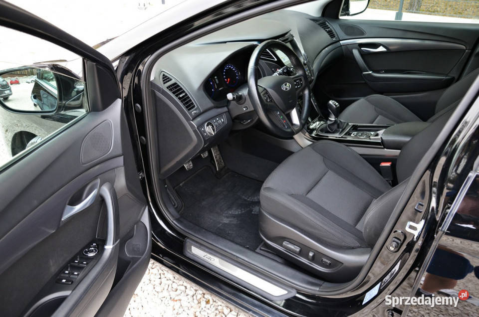 Hyundai i40 17CRDI 141 Navi Kamera Ideał i40 Ostrów Mazowiecka sprzedam