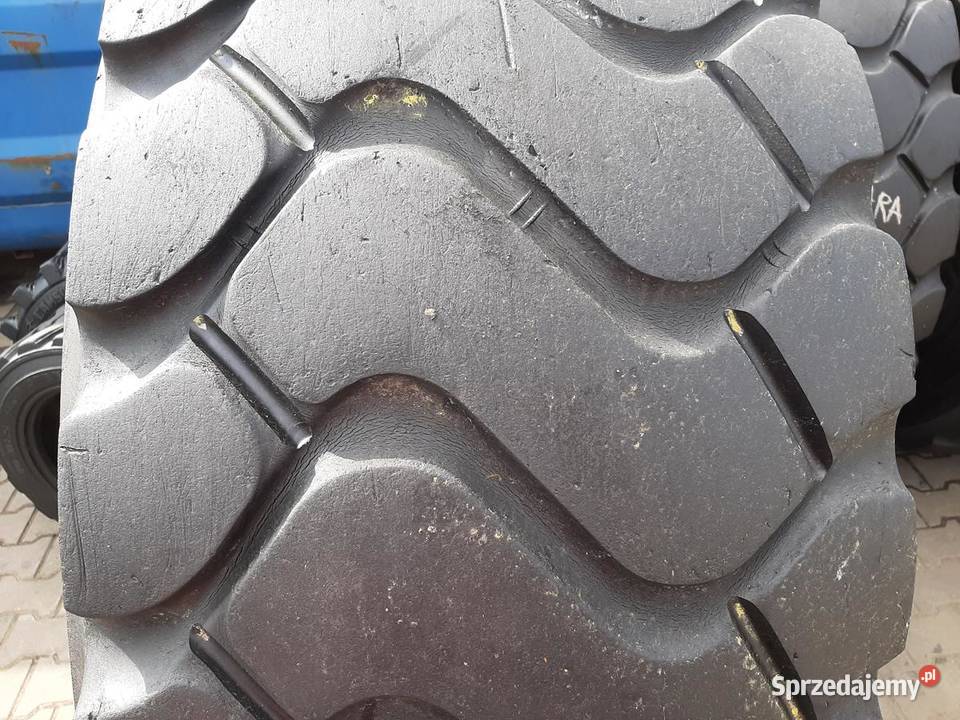 2x Opona używana przemysłowa 265R25 MICHELIN 25cale Do maszyn budowlanych Zaścianki sprzedam