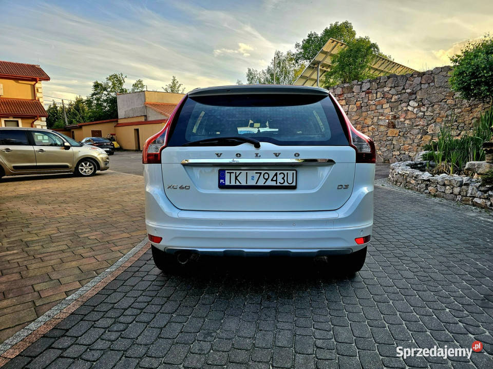 Volvo XC 60 20 D 5 cylindrów Navi Kamera serwisowany w ASO Zagnańsk sprzedam