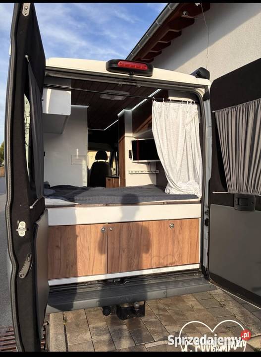 Campervan peugeot boxer Rok produkcji 2018 Mierzynów