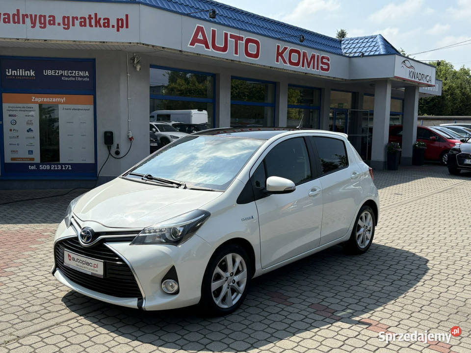 Toyota Yaris 15 Hybrid Biała PerłaKamera gniazdo AUX Tarnowskie Góry