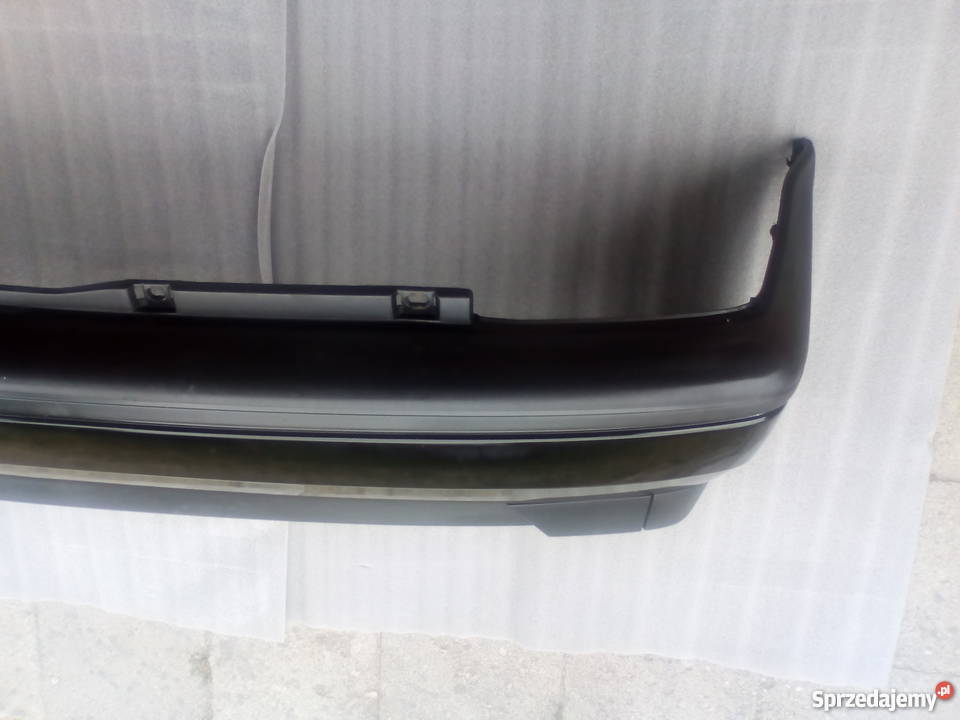Golf lll tylny zderzak Bukownica