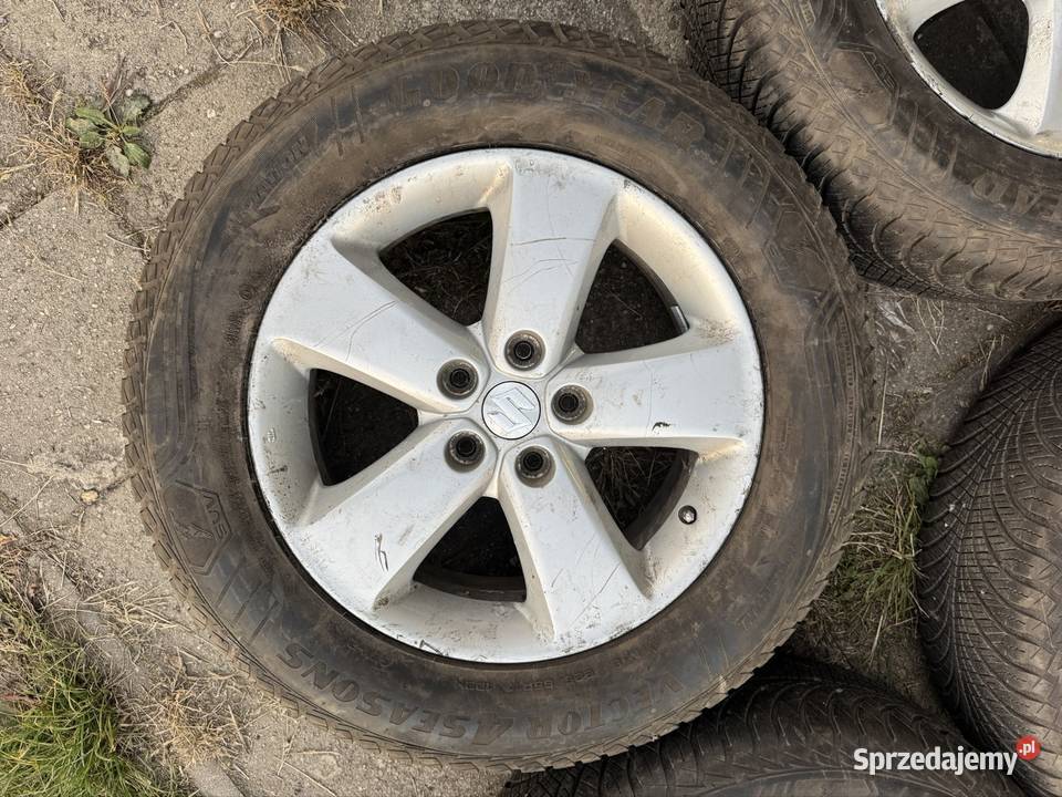 Felgi 17 z oponami wielosezonowymi Goodyear śląskie Świętochłowice
