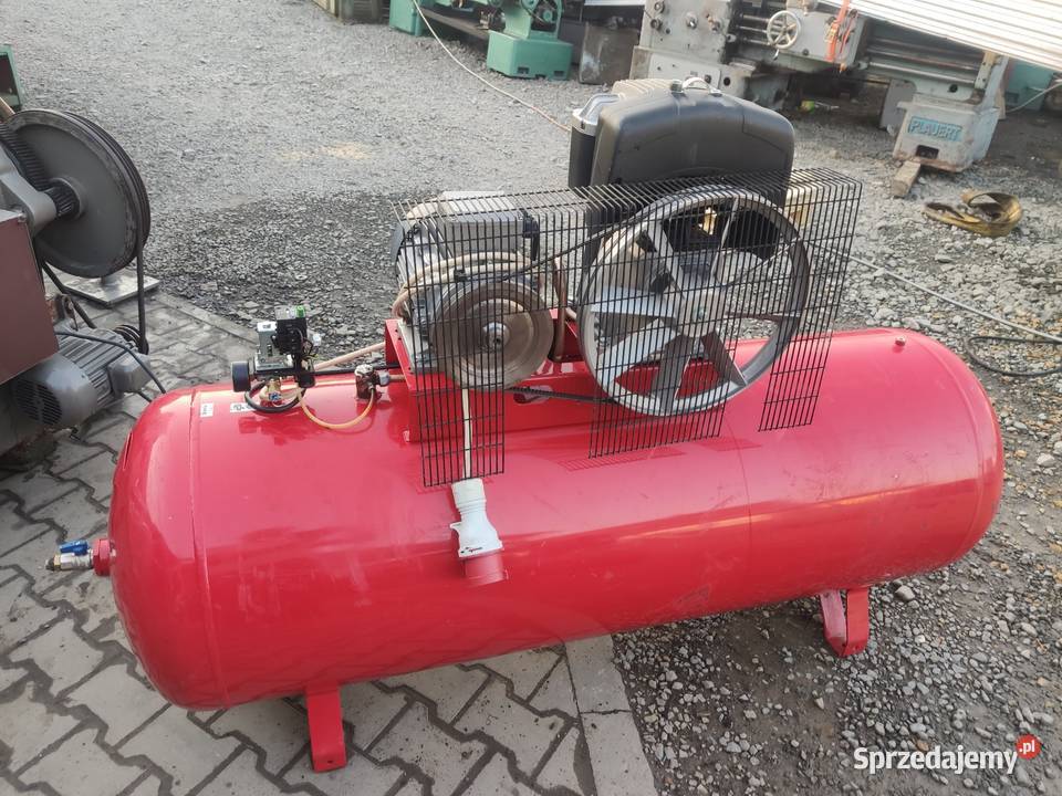 kompresor 500L dwie sztuki FINI sprzedam