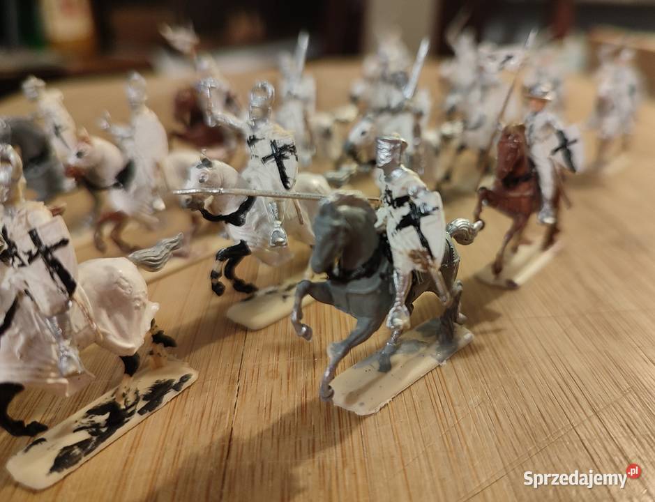 Żołnierzyki miniatury Krzyżaków Warszawa