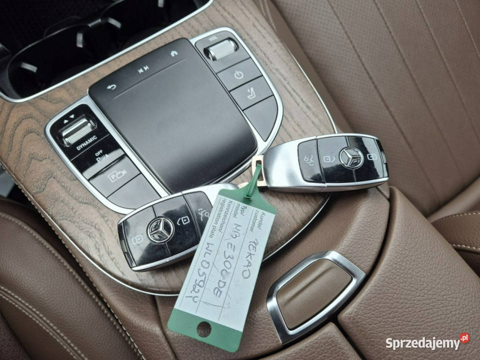 Mercedes E 300 Poleasingowe W213 2016 nieuszkodzony dolnośląskie Komorniki