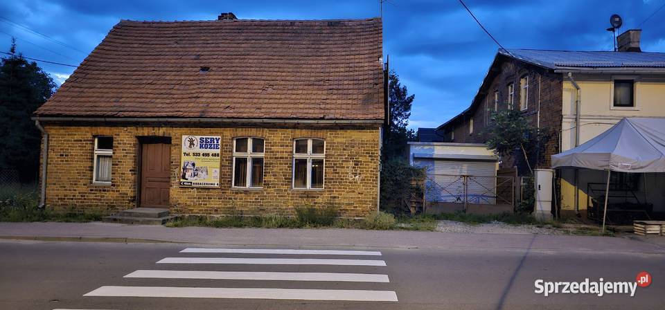 GOTOWY PUNKT HANDLOWO USŁUGOWY NAPRZECIWKO Wiele sprzedam