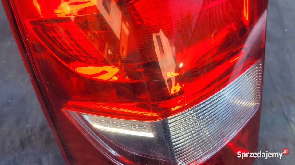 MERCEDES VITO W447 LAMPA LEWY TYŁ LEWA 492 sprzedam