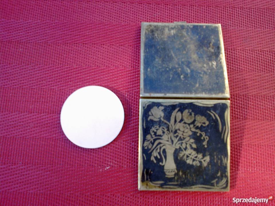 Starą puderniczkę mosiężną sprzedam Aleksandrów Łódzki