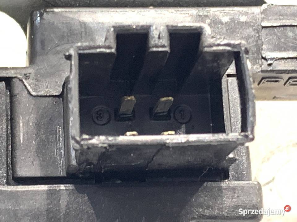 ZAMEK KLAPY TYŁ SKODA OCTAVIA III Kombi