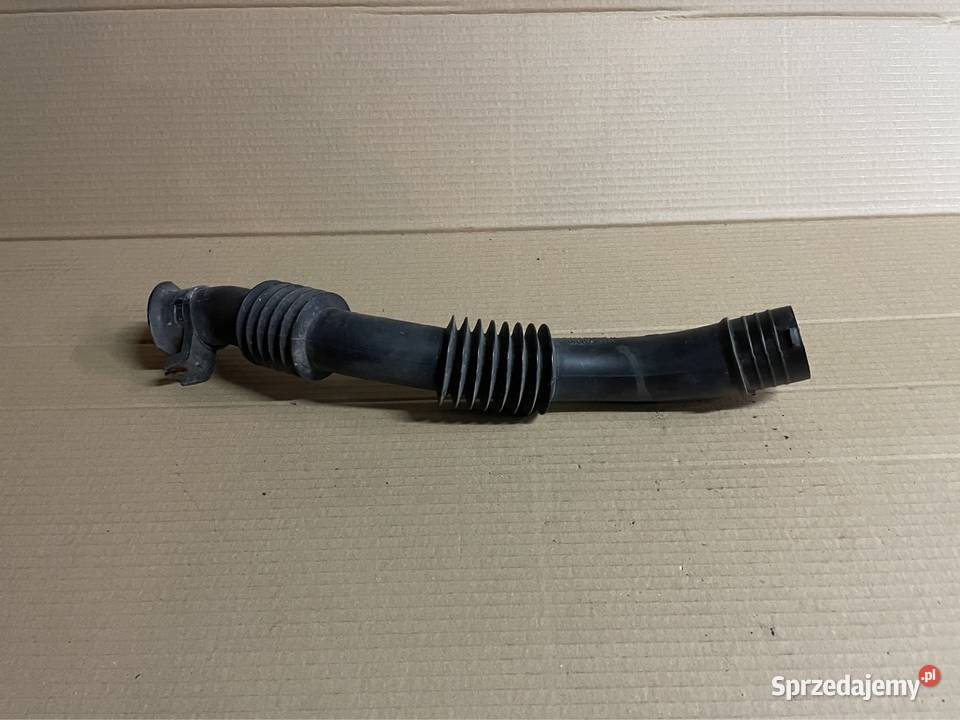 177510J010 rura przewód powietrza toyota yaris I sprzedam