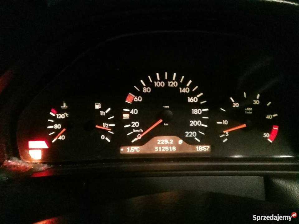 Uszkodzony MercedesBenz W210 E290TD Samochody osobowe Jagodniki
