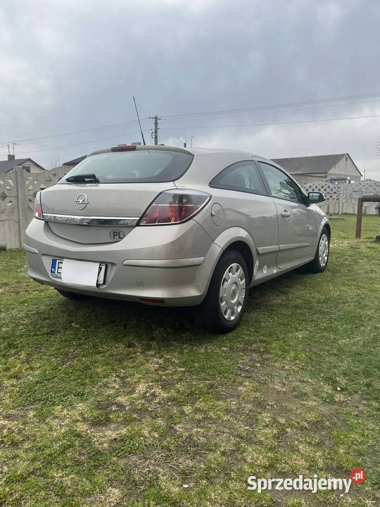 Astra gtc 16 benzyna Kurowice Kościelne