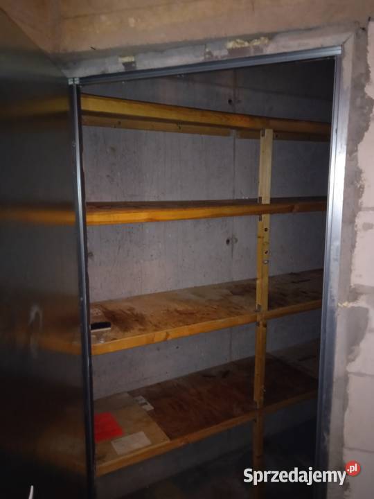 Komórka lokatorska minimagazyn Chełmońskiego murowany