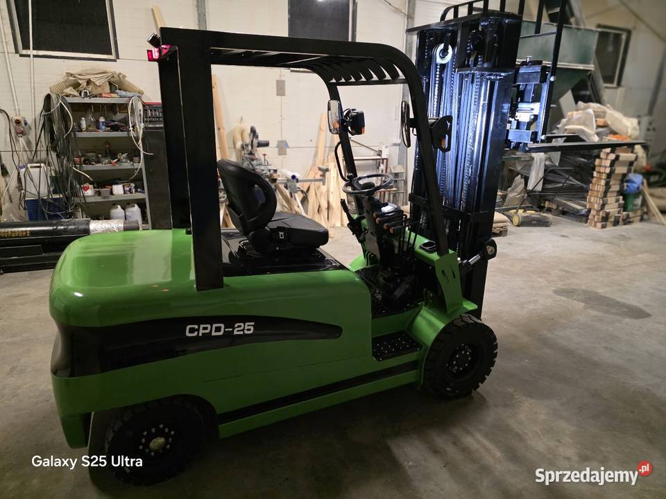 Elektryczny wózek widłowy czterokołowy 25 tony Wodzisław sprzedam