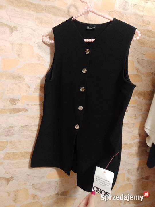 4042 LXL ASOS Design Czarna kamizelka z Londynu Kraków