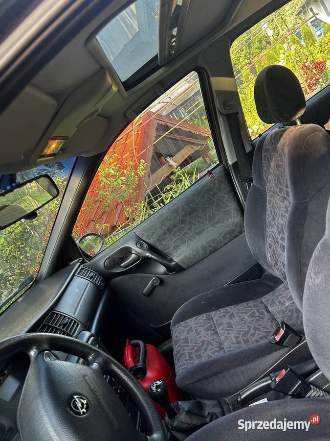 Opel vectra b 16 liftback Bolków