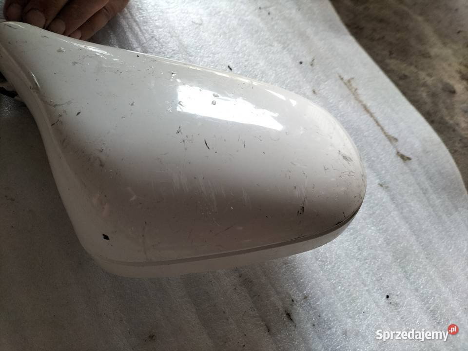 LUSTERKO PRAWE ELEKTRYCZNE Mitsubishi Carisma lubelskie Kamień-Kolonia