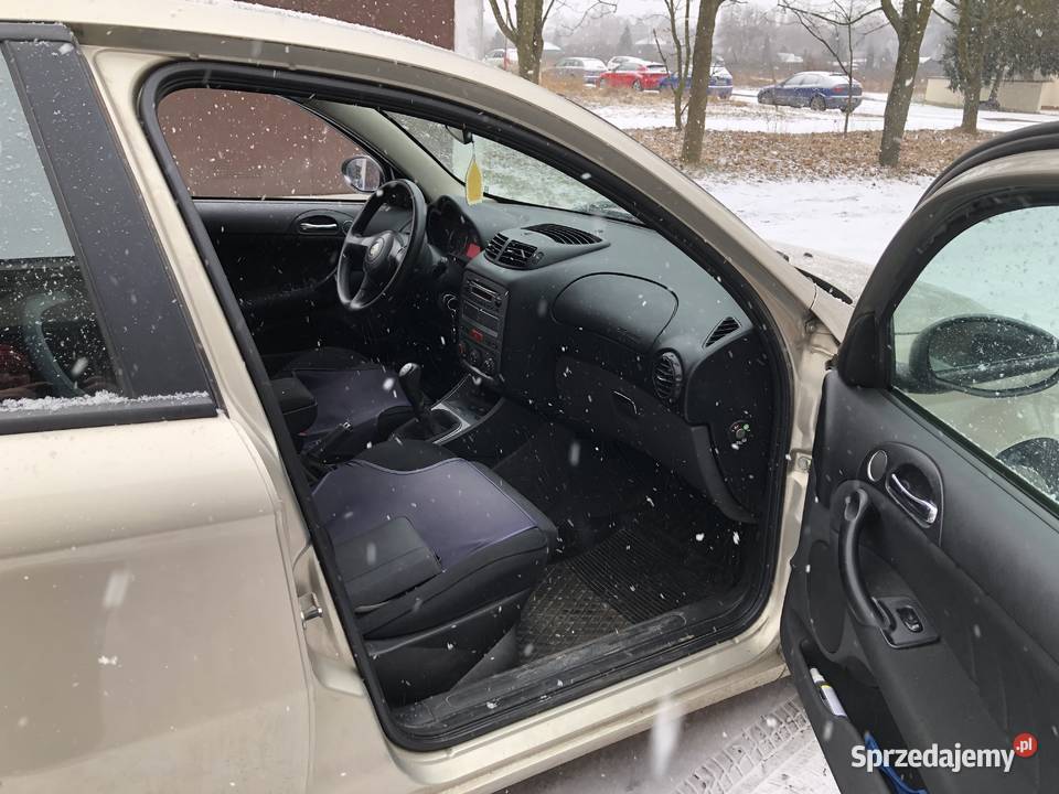 Sprzedam Alfę Romeo 147 16 benzyna ABS Oleśnica sprzedam