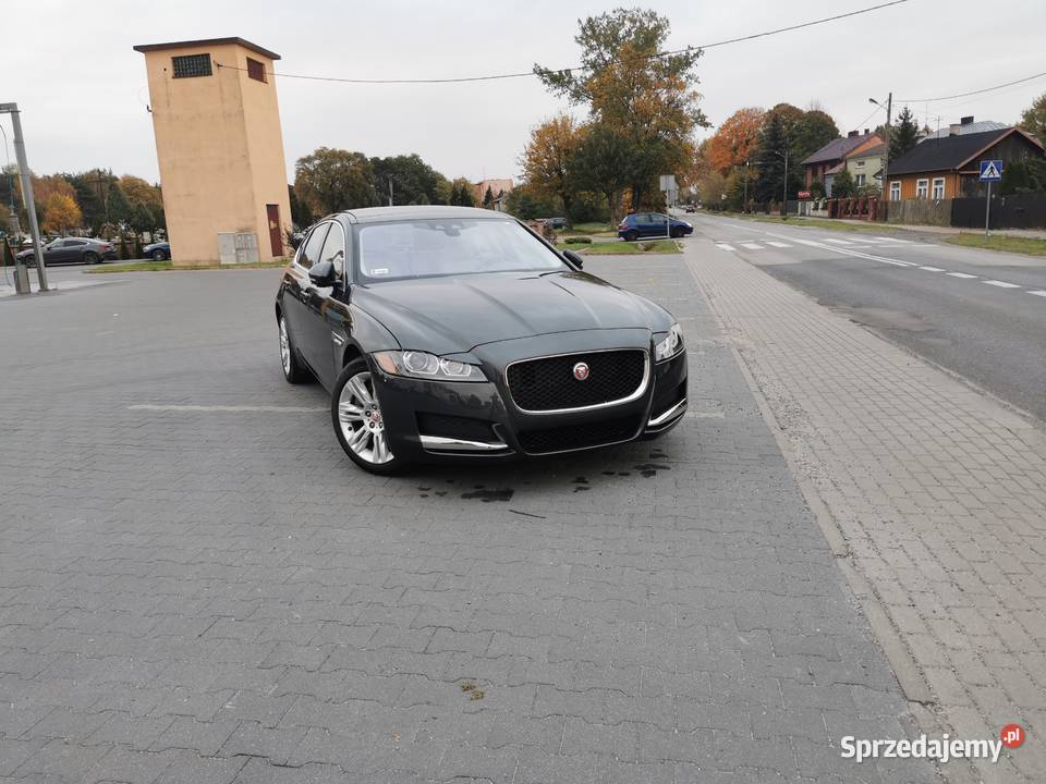 Jaguar XF 35t Prestige 2016 81 600 2 995 3 2995cm3 łódzkie Gidle