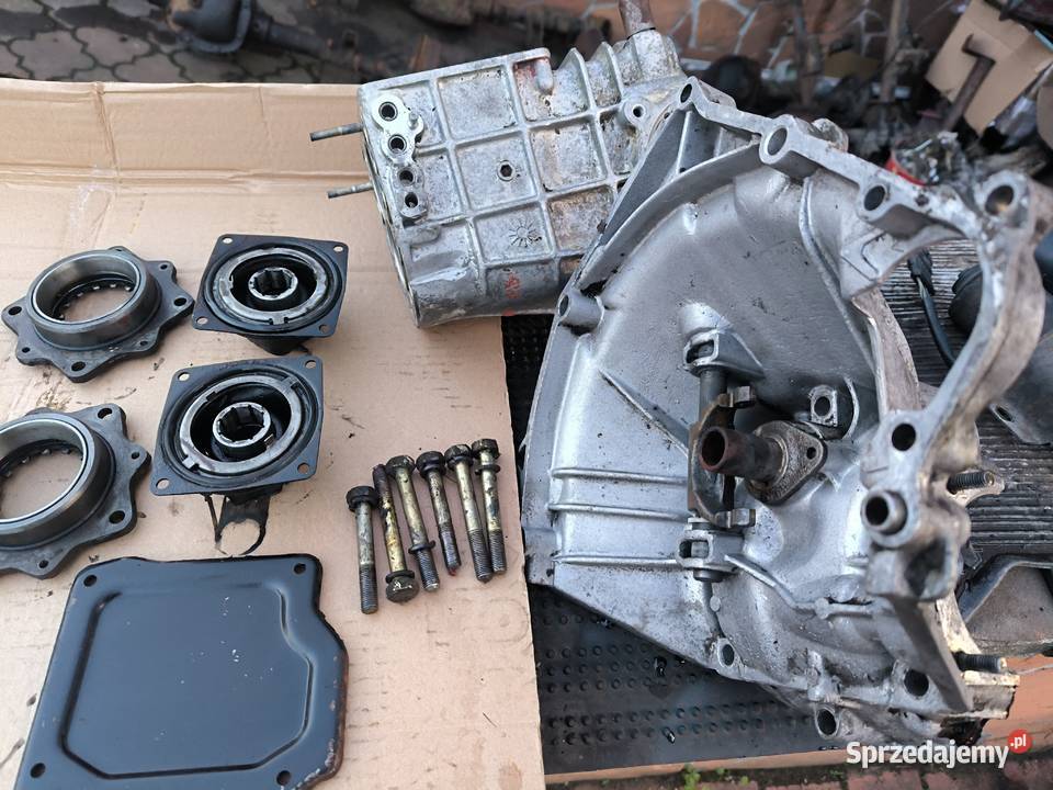 Fiat 126p skrzynia biegówczęści osobowe podkarpackie Stalowa Wola